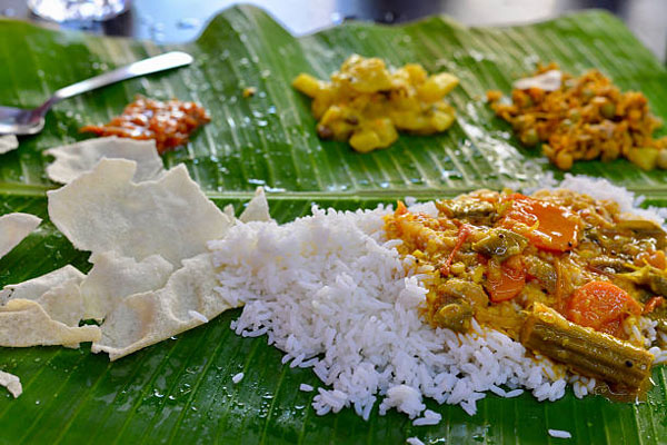 HEALTH | ಗೊತ್ತಿದ್ದು ಗೊತ್ತಿದ್ದು ಜಾಸ್ತಿ ತಿಂತೀರಾ? ಓವರ್‌ಈಟಿಂಗ್‌ ತಪ್ಪಿಸೋದಕ್ಕೆ ಬೆಸ್ಟ್‌ ಹ್ಯಾಕ್‌